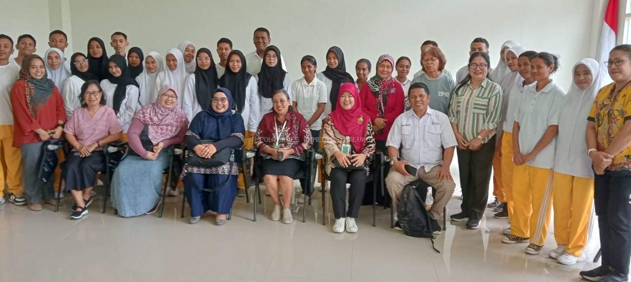KUNJUNGAN DITJEN PENDAYAGUNAAN TENAGA KESEHATAN KEMENKES RI KE POLTEKKES MALUKU: EVALUASI KEGIATAN MAHASISWA BERPRESTASI, MEDIA PUBLIKASI, TRACER STUDY DAN PENINGKATAN KUALITAS SDM KELAS INTERNASIONAL